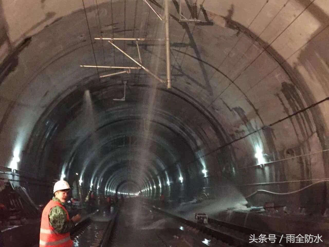 铁路隧道边墙渗水排水施工视频,铁路隧道渗漏水等问题原因