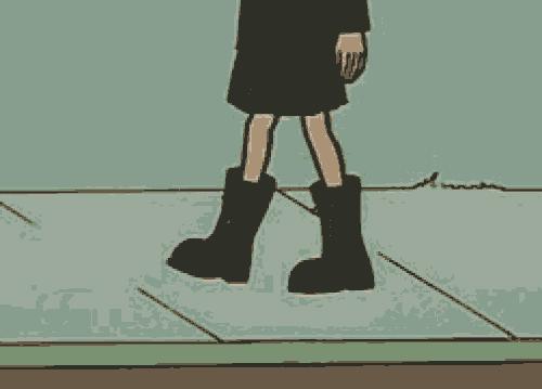 鞋底哪边磨损厉害才是正常,看看你的鞋底就知道你是什么类型