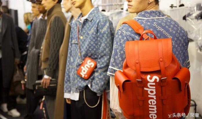 现在戴上Logo出门，也不怕别人说我土了