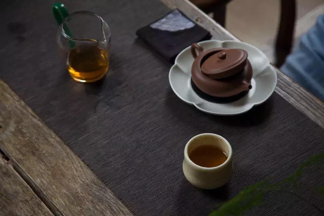 安化黑茶1992年1700克茶砖,安化老黑茶茯砖茶