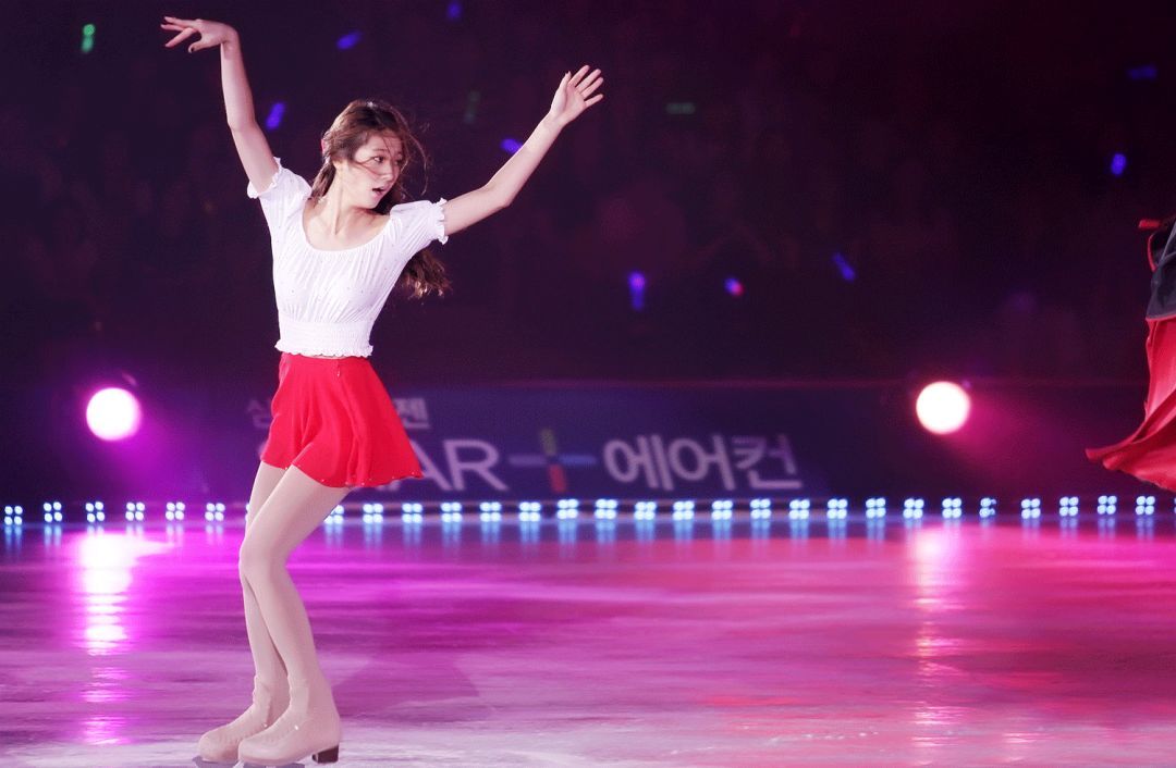 这个女明星，脸这么臭，话这么少，怎么还这么多人爱？