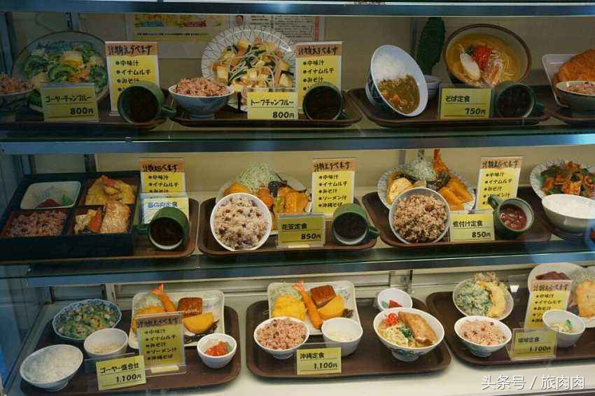 冲绳万座毛景区介绍,冲绳万座