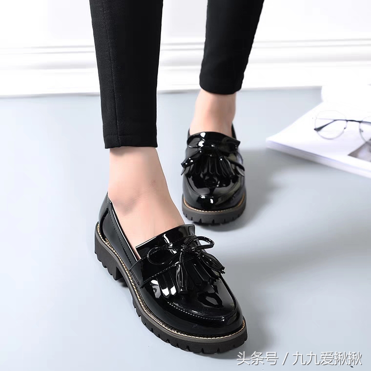 淘宝平底秋季女鞋新款,淘宝女鞋店铺推荐夏季穿搭