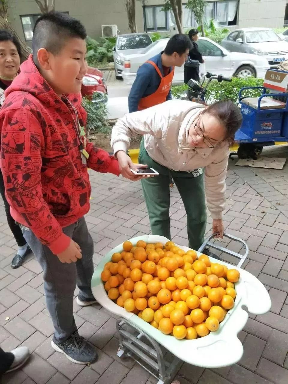 新手开水果店怎么向同行学习,新开水果店如何获客