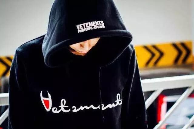 历经99年“Champion”卷土归来，再次引领潮流！