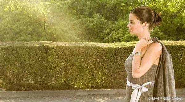 产后减肥操瘦腰瘦肚子30分钟,产后如何瘦肚子和腰上的赘肉