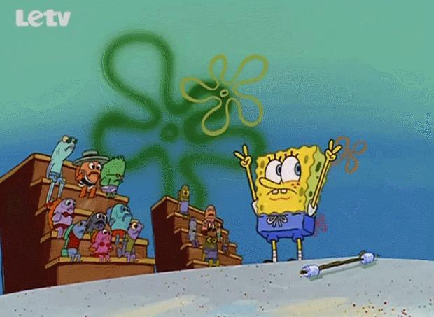 海绵宝宝与珊迪合唱,海绵宝宝牵着珊迪的手