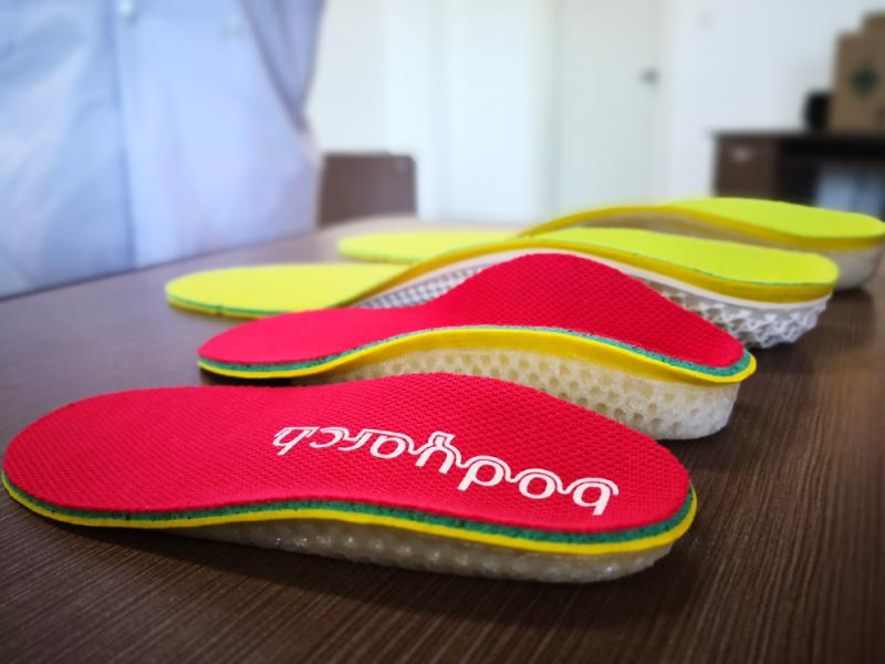 3D打印黑科技鞋垫脚不疼了,还防摔倒