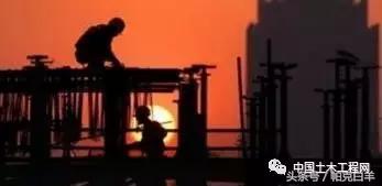 土木硕士进设计院好还是房地产好,土木工程研究生进工地有前途吗