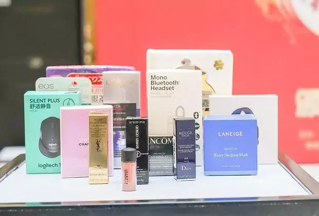 重庆柒月素颜,重庆柒月的视频