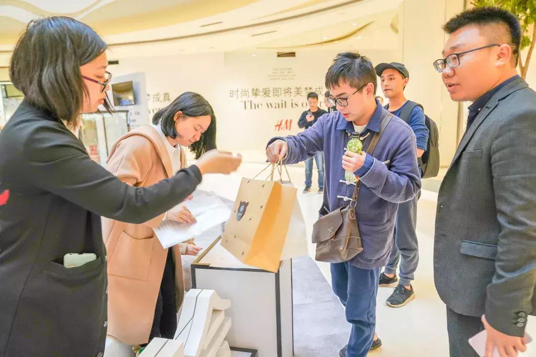 重庆柒月素颜,重庆柒月的视频