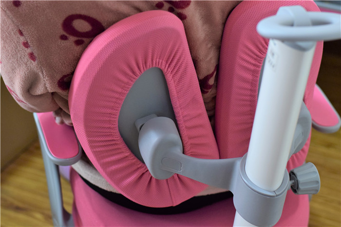 爱果乐学习桌椅调整方法视频,爱果乐儿童学习桌椅怎么搭配