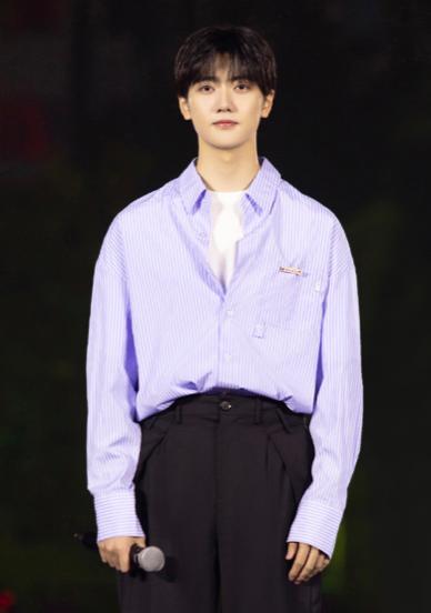 焉栩嘉恋情曝光后照片,焉栩嘉回应恋情争议