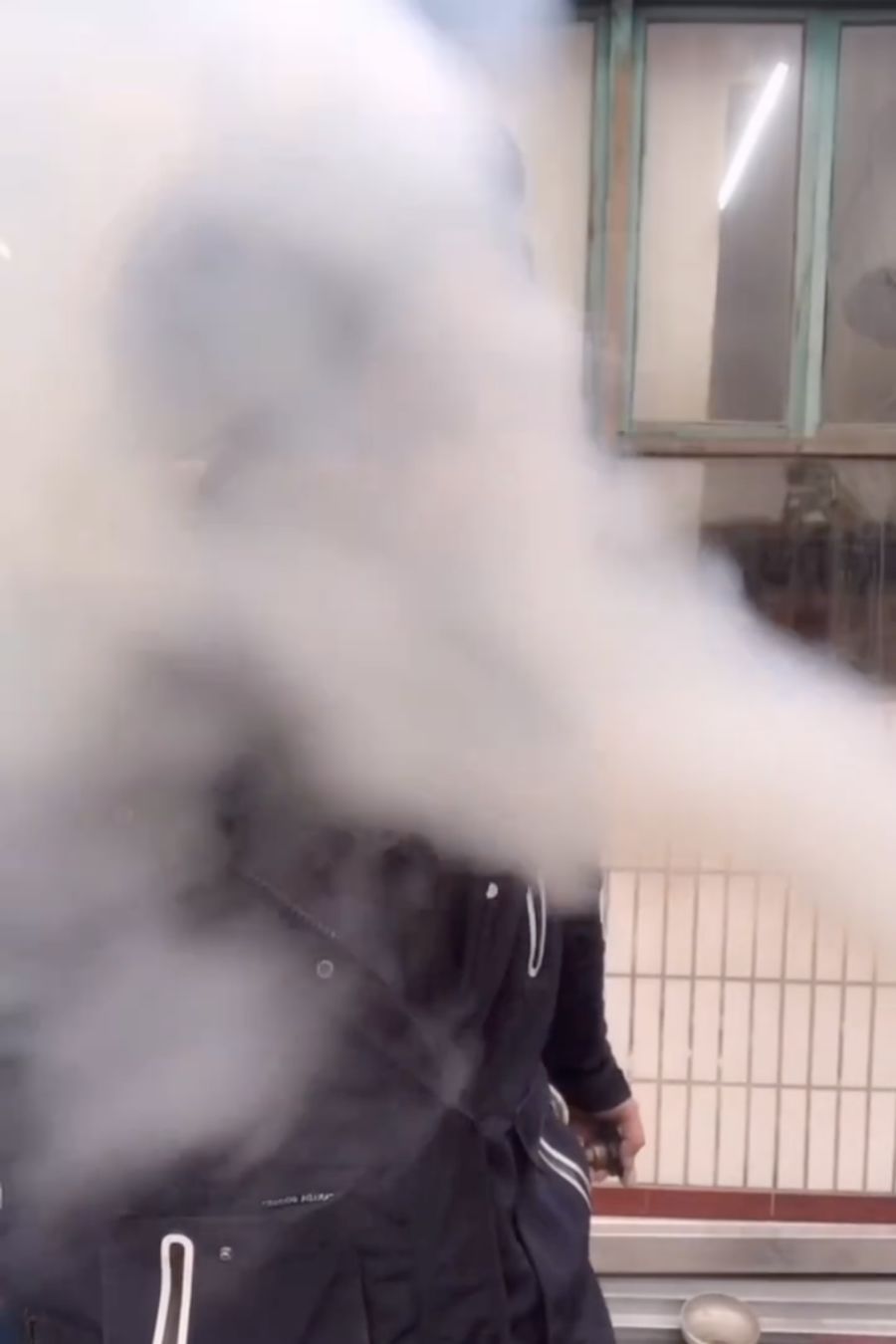 手工耿抖音搞笑发明,手工耿钢铁口罩