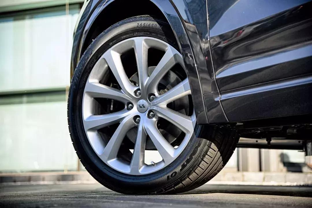 续航里程700公里新能源汽车,高速里程能跑700公里的电车