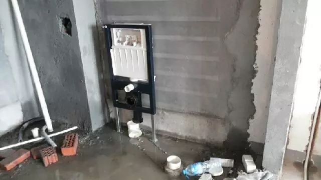 下沉卫生间马桶移位用圆管可以吗,马桶移位器如何下沉