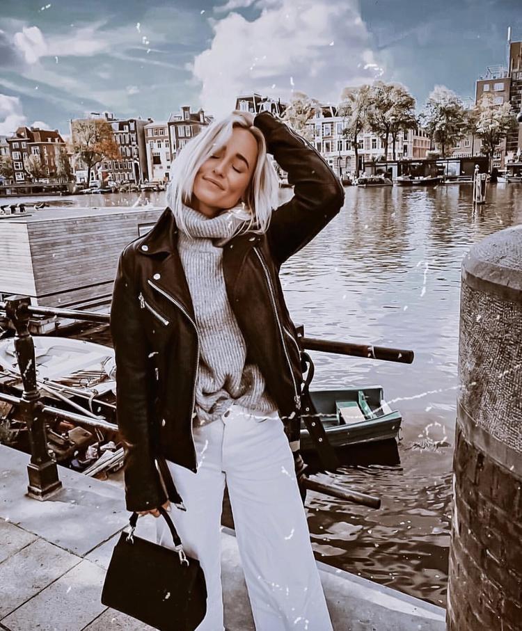 秋冬，一件黑色皮衣，完美解决你的穿搭尴尬症