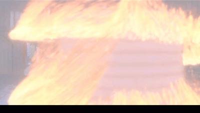 它曾被称为中国的火影如今却饱受非议，重温六年青春追寻的英雄梦