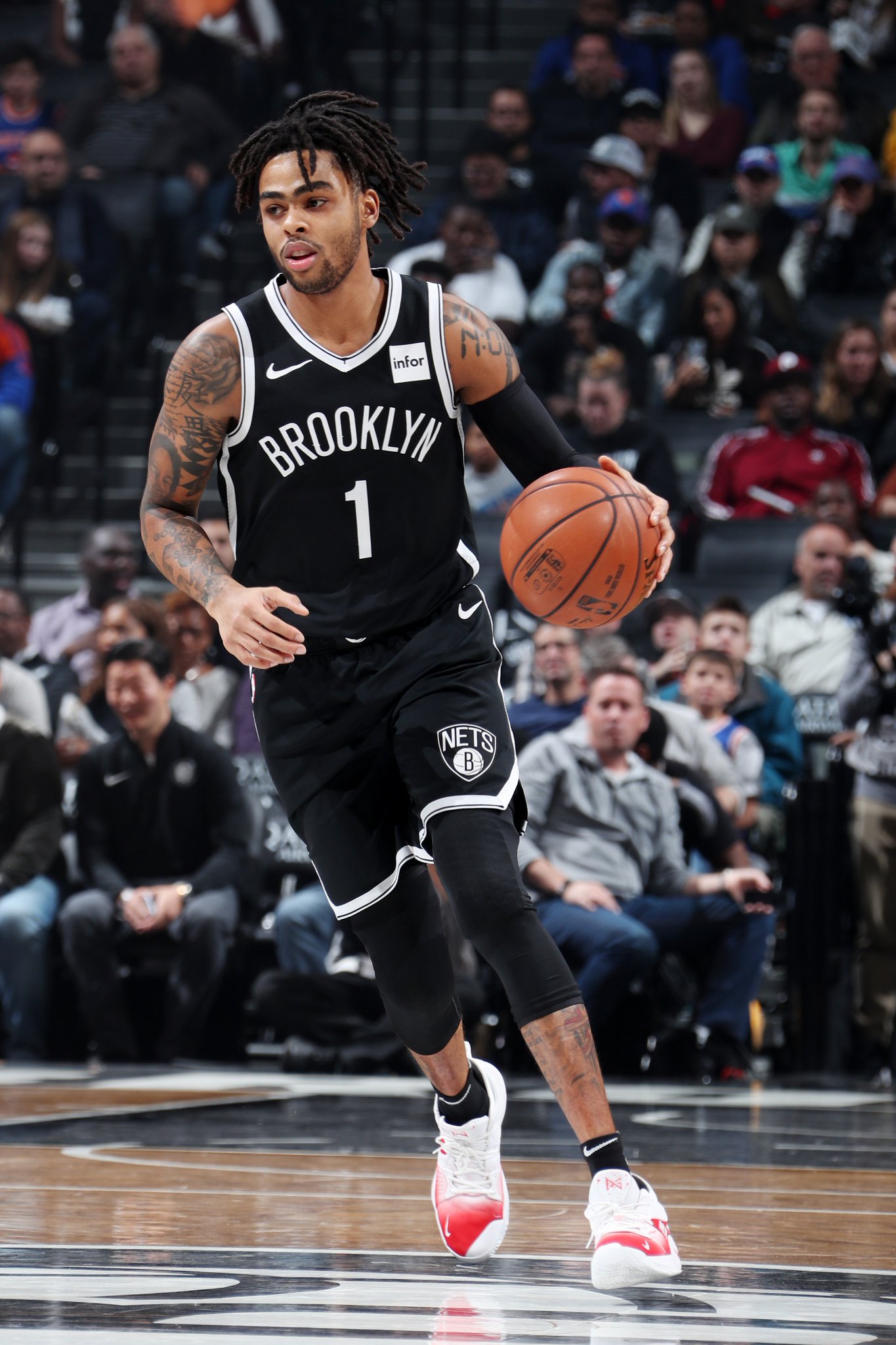 NBA今日球鞋精选:杜兰特蜜汁审美自创鸳鸯鞋安踏为汤神出新款