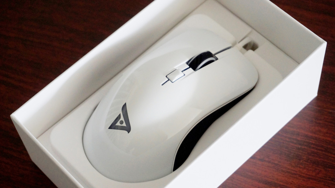 吃鸡最稳的游戏鼠标是哪款,吃鸡职业选手公认最好用鼠标