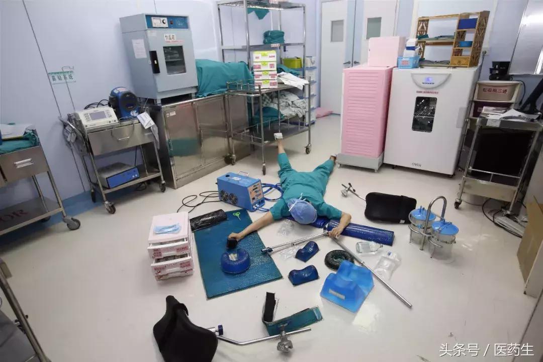 医护炫富照曝光，太赤裸裸了！