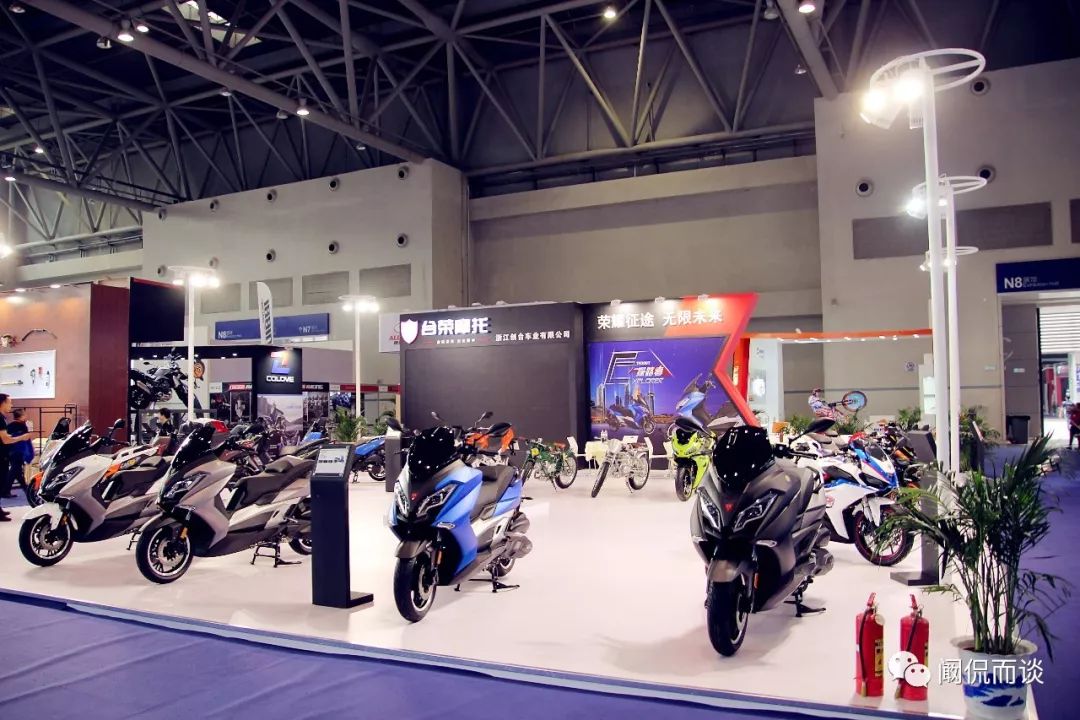 趣侃车展完整版,趣侃车讯