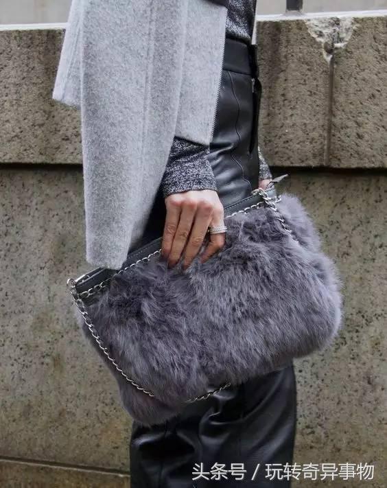 冬天除了衣服要暖，包包也要配合你！