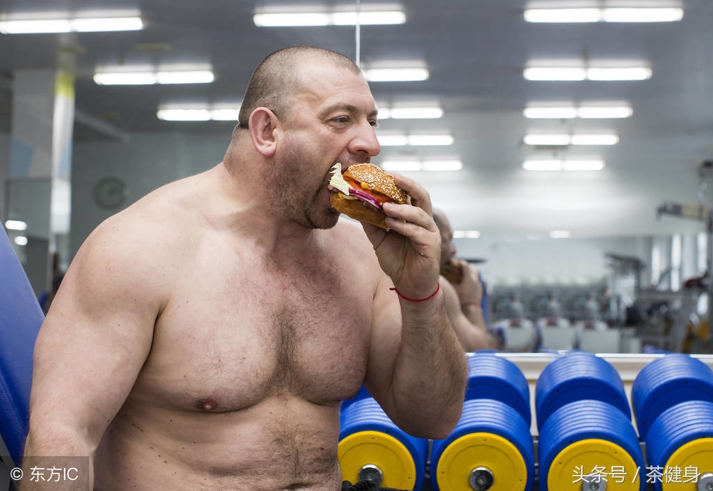 居家徒手燃脂爆汗训练,15分钟全身训练暴汗燃脂活力满满