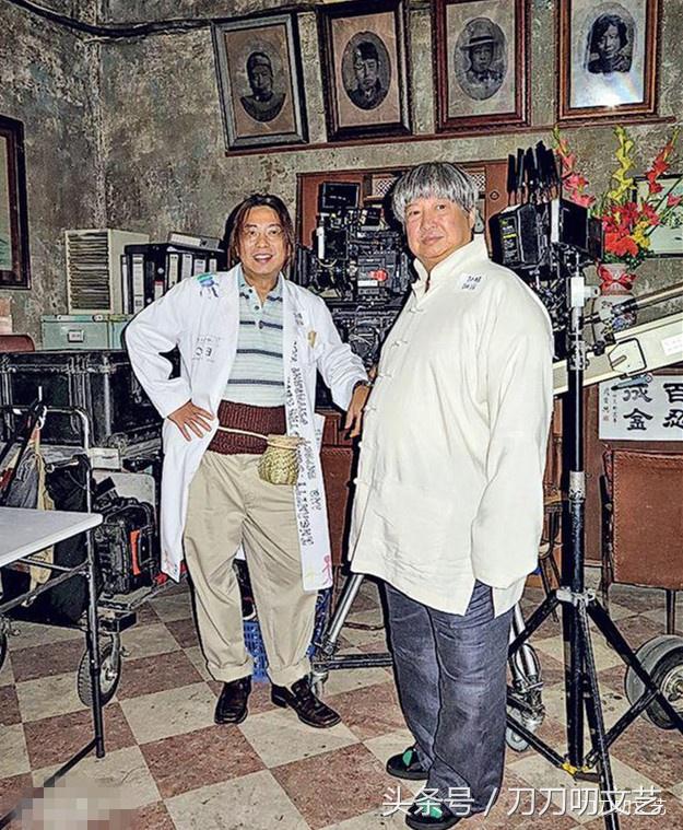 洪金宝对比李连杰谁地位高,洪金宝和李连杰哪个地位高