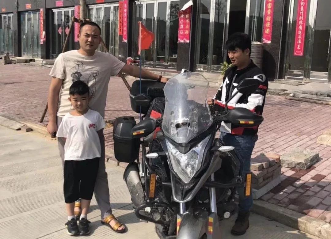 一辆190环游中国，见证万里山河！