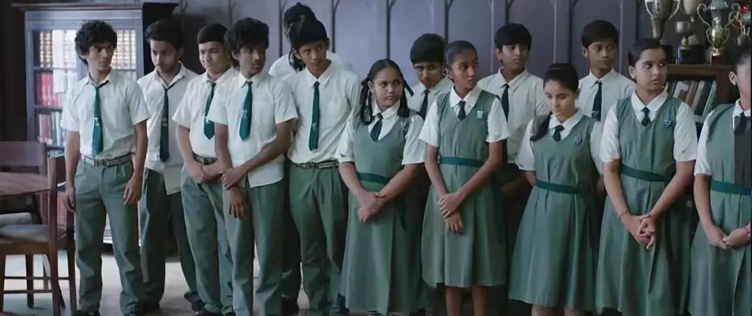 被家长群*躏蹂**千万遍的你,看看这个老师是怎么做的?