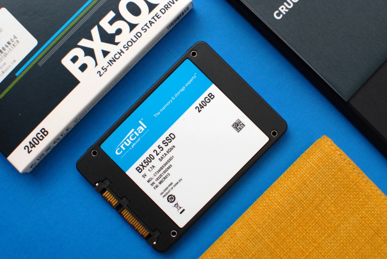 英睿达xb200256g固态硬盘测评,英睿达mx500和bx500区别在哪呢