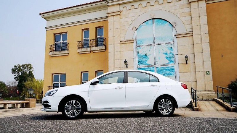 试驾全新第四代吉利帝豪,懂车帝吉利第四代帝豪测试