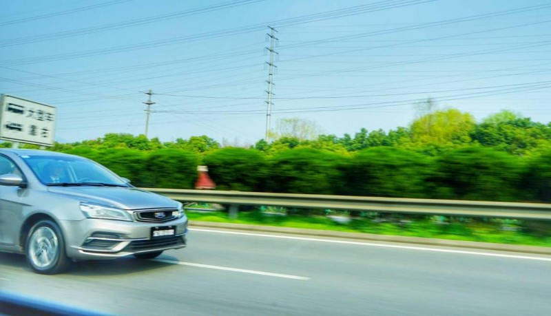 试驾全新第四代吉利帝豪,懂车帝吉利第四代帝豪测试