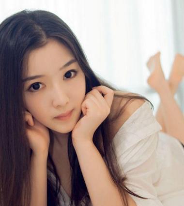 脸上青春痘凹陷疤痕怎么修复,青春痘留下的疤痕可以彻底去除吗