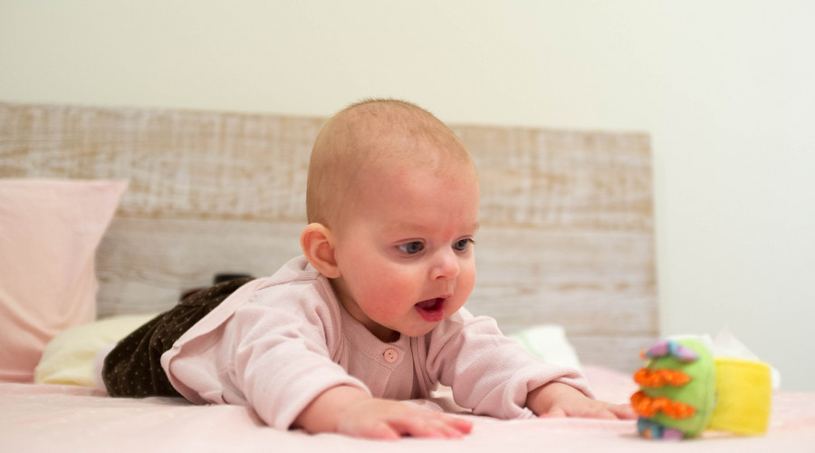 宝宝嗓子反复呼噜是怎么回事,宝宝喉咙呼噜呼噜响是怎么回事