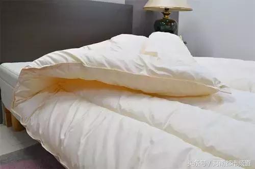 冬天被子晒几个小时就可以了,被子没法晒太阳怎么可以去潮气