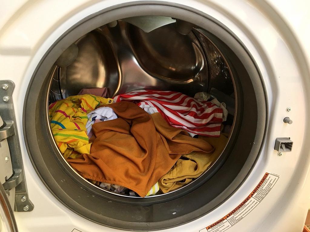 惠而浦洗衣机把衣服烘干,惠而浦滚筒洗衣机烘干需要开水吗