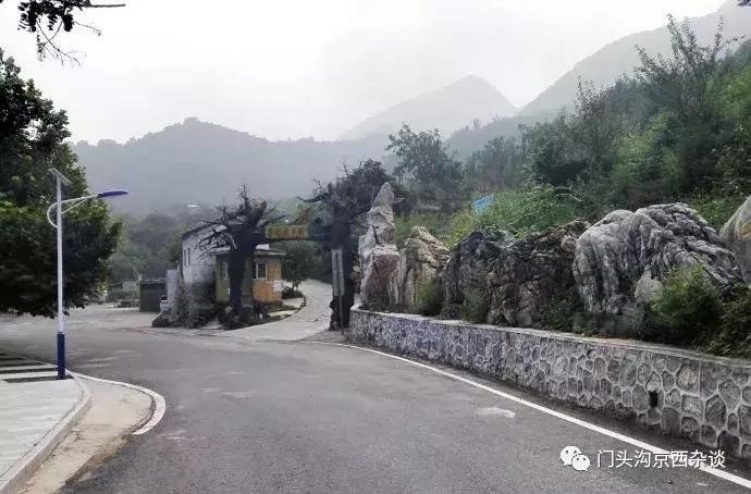 早知何必去香山,早知三清山何必去黄山