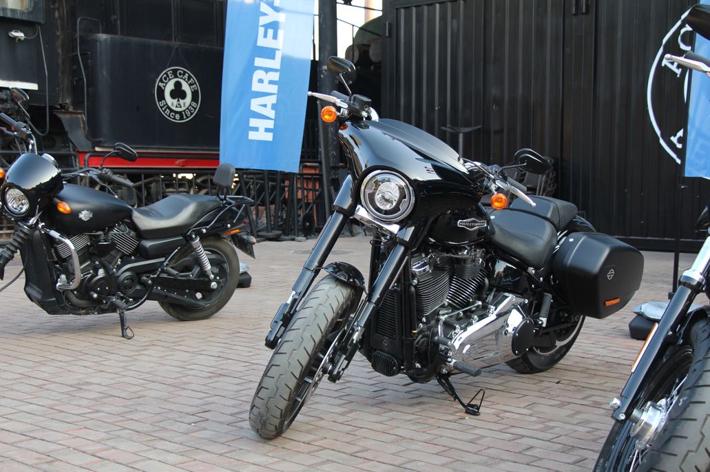 哈雷不是一般人能驾驭的,哈雷有性能吗