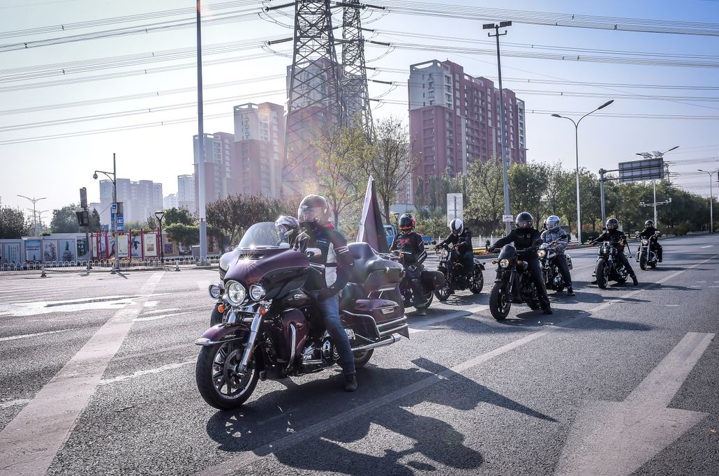 哈雷不是一般人能驾驭的,哈雷有性能吗