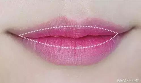 简单的淡妆化妆步骤轻松搞定,适合化妆初学者的化妆教程淡妆