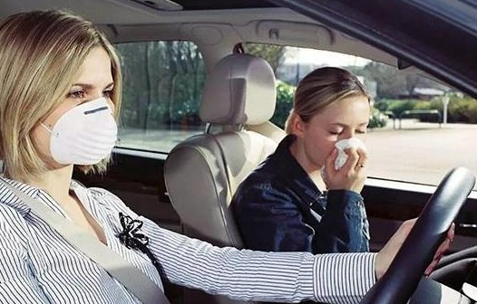 新车怎样去除车内异味,怎么去除车内皮革异味