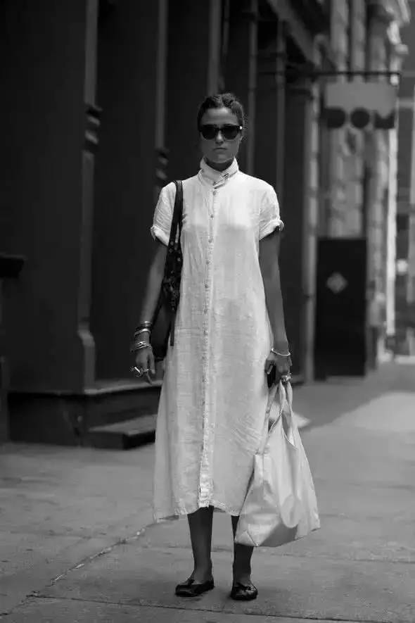 棉麻布料适合做什么款式的衣服,最时尚面料柔软的衣服