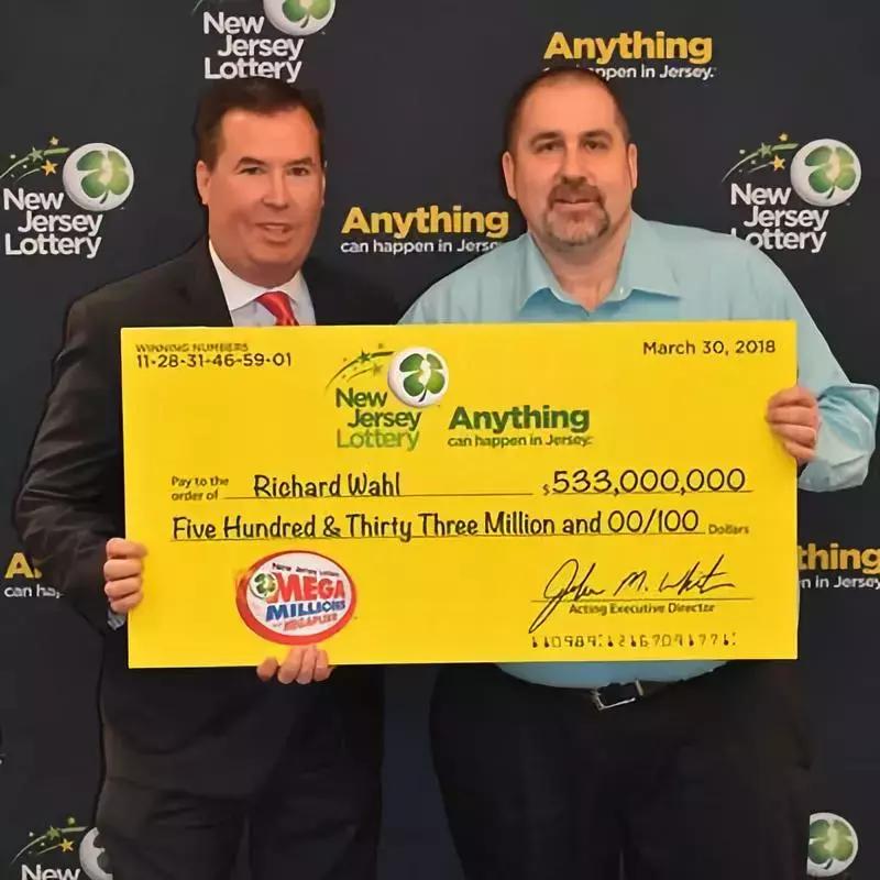 在美国中了10亿彩票,16亿美元美国一彩民独享彩票大奖