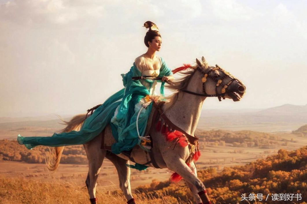 马嵬驿之变为何不能保护杨贵妃,马嵬坡兵变后杨贵妃究竟是死是活