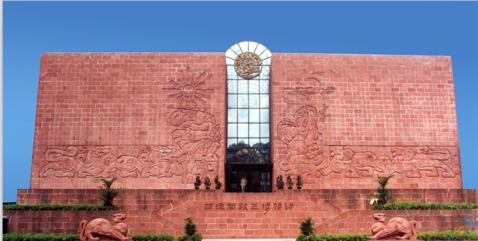 坐咩给“五华阿哥五华阿哥硬打硬”？