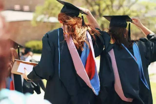 大学要不要考个双学位和第二学位？第二学位毕业待遇等同于研究生