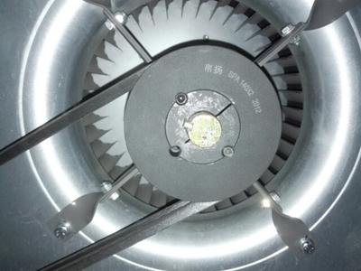 如何拆卸电机皮带圈,如何拆卸电动机上的皮带轮