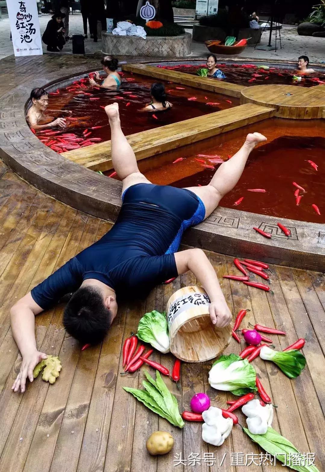 吃货准备出动！饭空锦鲤空降重庆火锅节最后一天，请拉网捕捉！